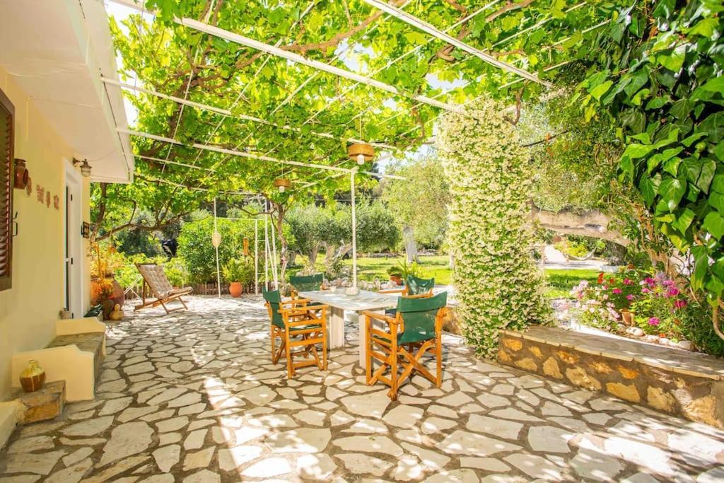 Anthia Private Studio A Breath Away From Beaches Áyios Nikítas Exteriér fotografie
